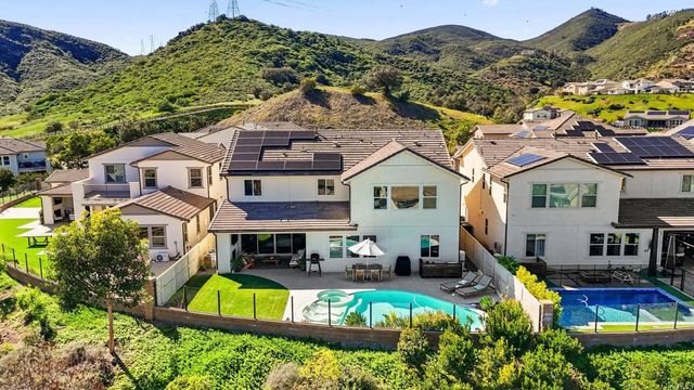 2940 Gait Way, Escondido, CA 92029