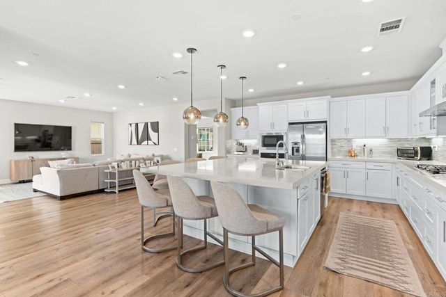 2940 Gait Way, Escondido, CA 92029