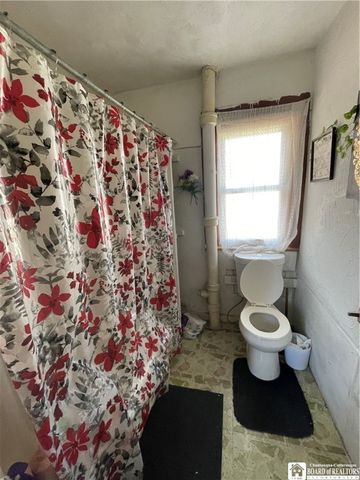 211 Crescent Street, Jamestown, NY 14701