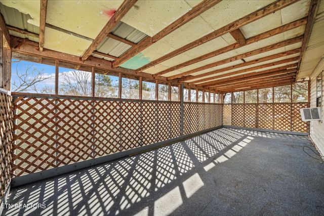 126 County Road 78, Riceville, TN 37370