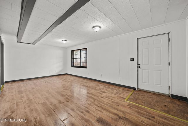 126 County Road 78, Riceville, TN 37370