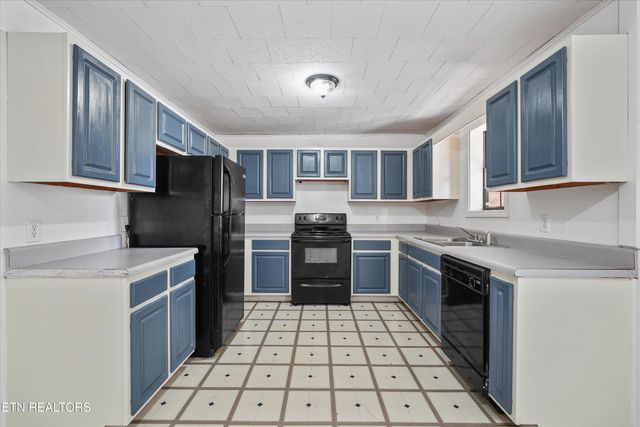 126 County Road 78, Riceville, TN 37370