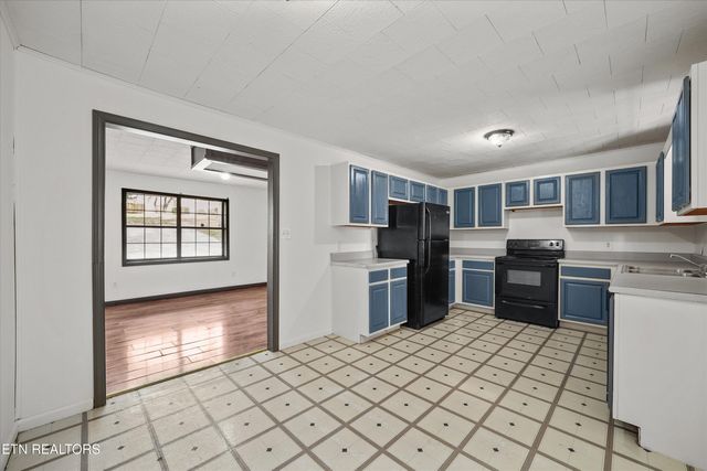 126 County Road 78, Riceville, TN 37370