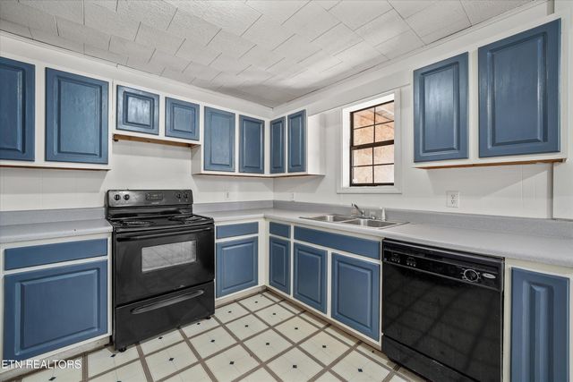 126 County Road 78, Riceville, TN 37370