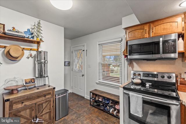 2300 WYNDHURST CT, York, PA 17408