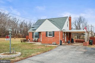 2300 WYNDHURST CT, York, PA 17408