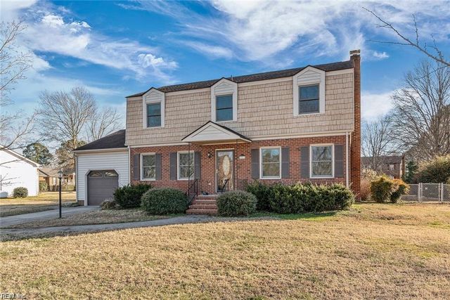 127 Freemoor DR, Poquoson, VA 23662