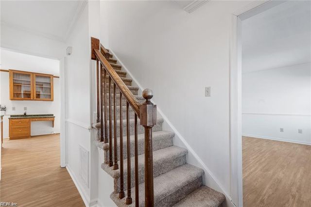 127 Freemoor DR, Poquoson, VA 23662