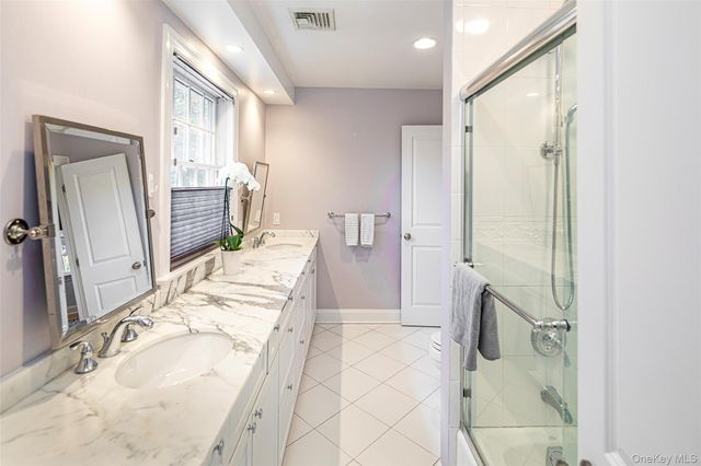 52 Woodland Avenue, Bronxville, NY 10708