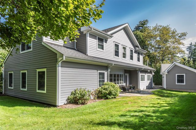 52 Woodland Avenue, Bronxville, NY 10708