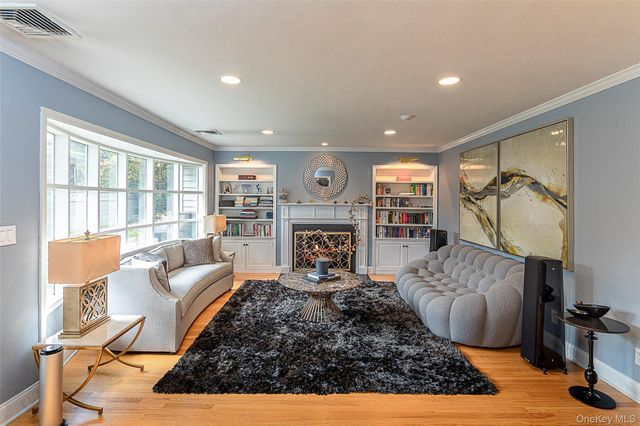 52 Woodland Avenue, Bronxville, NY 10708