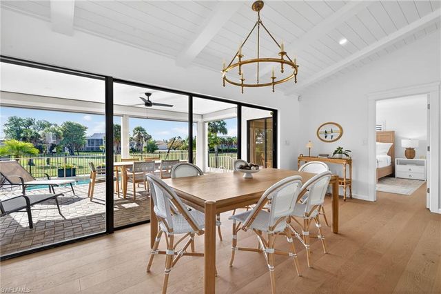 1304 Par View DR, Sanibel, FL 33957