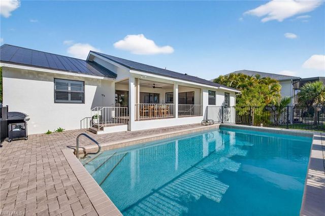 1304 Par View DR, Sanibel, FL 33957