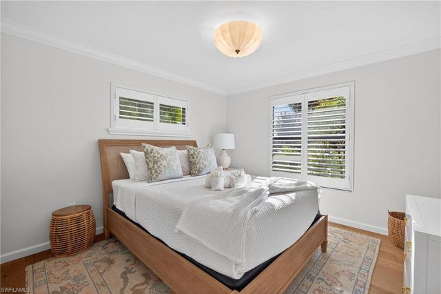 1304 Par View DR, Sanibel, FL 33957