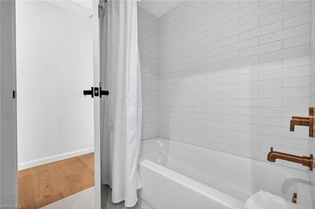 1304 Par View DR, Sanibel, FL 33957