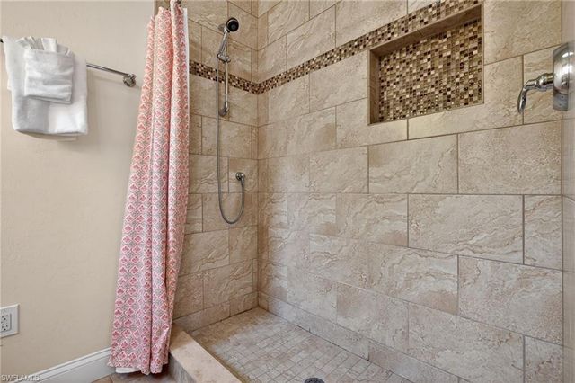 1304 Par View DR, Sanibel, FL 33957