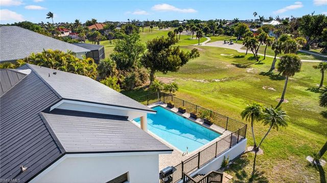 1304 Par View DR, Sanibel, FL 33957