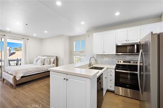 20301 Bluffside 313, Huntington Beach, CA 92646