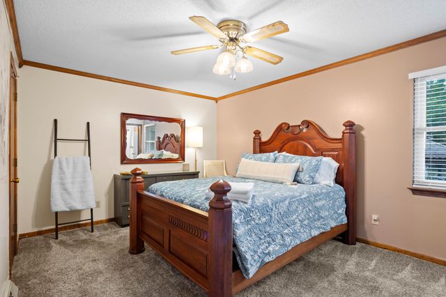 708 E Butternut Road, Summerville, SC 29483