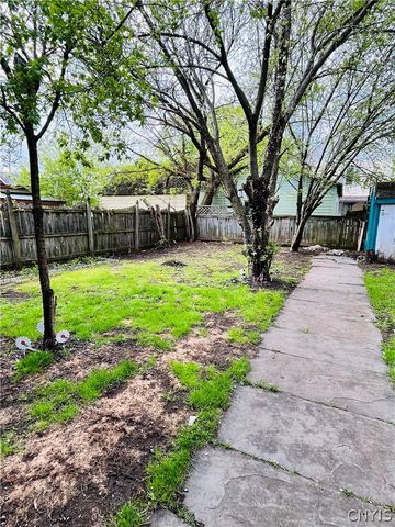 1205 Noyes Street, Utica, NY 13502