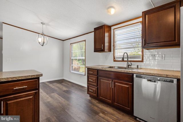 35 N DRAGON DRIVE, Bear, DE 19701