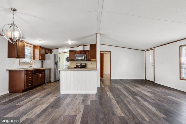 35 N DRAGON DRIVE, Bear, DE 19701