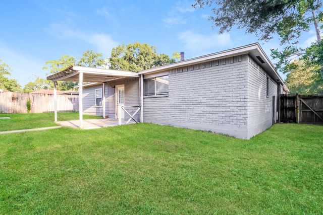 1722 Lindy Lane, Conroe, TX 77301