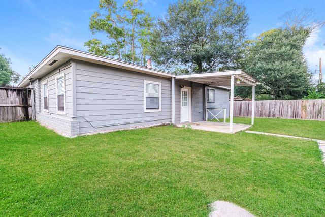1722 Lindy Lane, Conroe, TX 77301