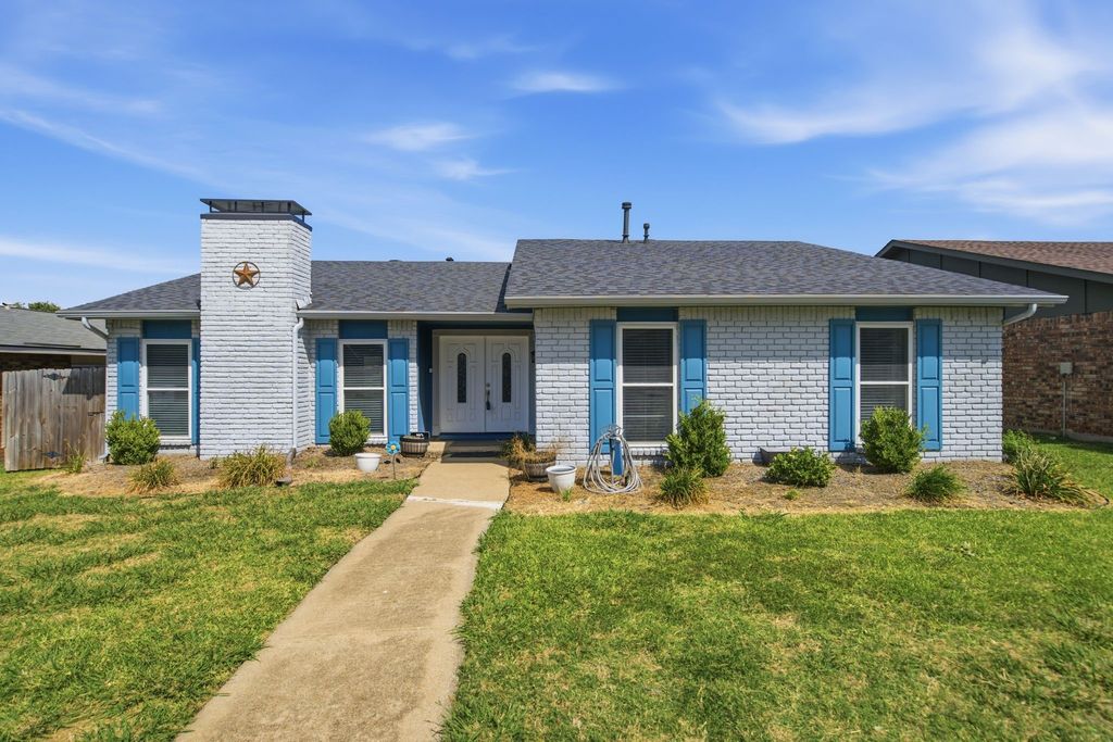 5108 Sherman Drive, The Colony, TX 75056