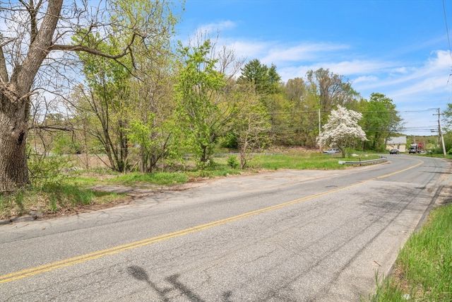 101 Ware Street, Palmer, MA 01069