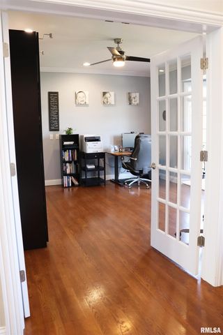 6800 N STONECREST Court, Peoria, IL 61615