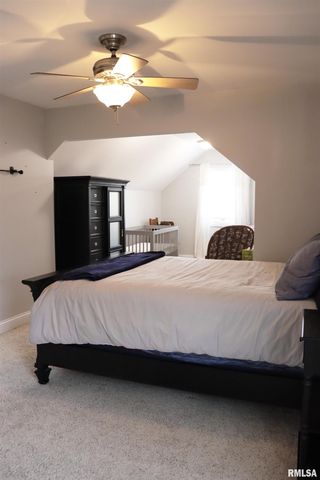 6800 N STONECREST Court, Peoria, IL 61615