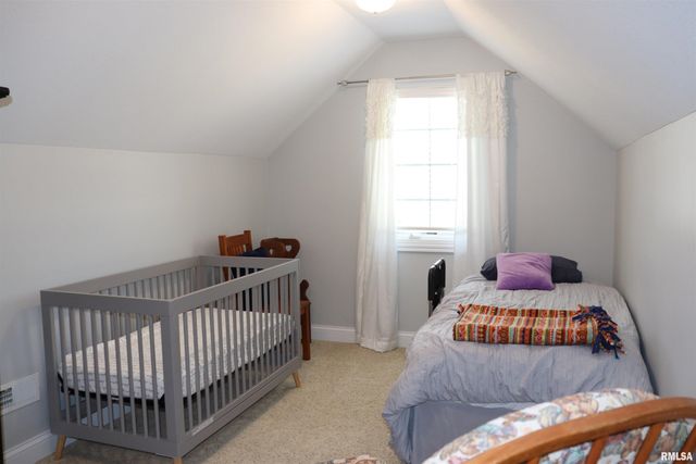 6800 N STONECREST Court, Peoria, IL 61615