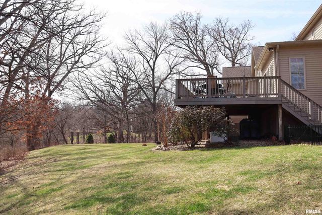 6800 N STONECREST Court, Peoria, IL 61615