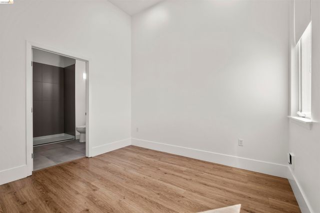 1545 32nd Street 208, Oakland, CA 94608