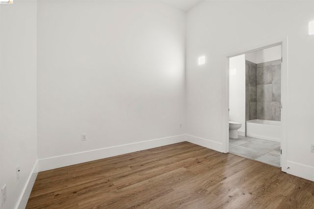 1545 32nd Street 208, Oakland, CA 94608