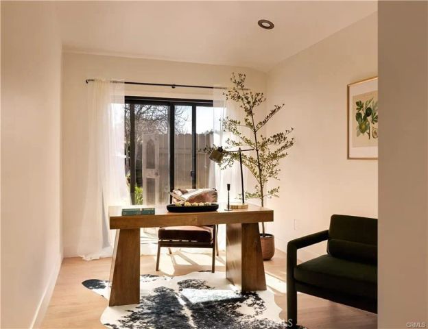2931 Tyburn Street, Los Angeles, CA 90039