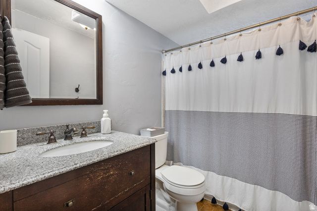 1427 W SILVERCREEK DR, Layton, UT 84041