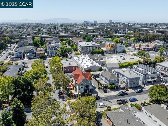 3229 Elm, Oakland, CA 94609