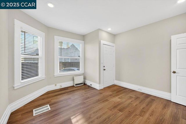 3229 Elm, Oakland, CA 94609