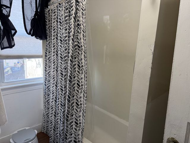 127 Lounsbury Street, Waterbury, CT 06706