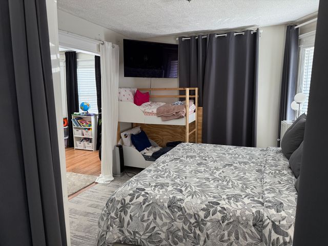 127 Lounsbury Street, Waterbury, CT 06706