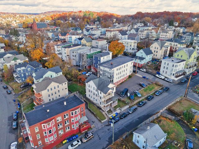 127 Lounsbury Street, Waterbury, CT 06706