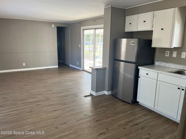 876 Pennsylvania Avenue, Rockledge, FL 32955