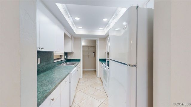 401 E Hartford Street 1-A, Hernando, FL 34442