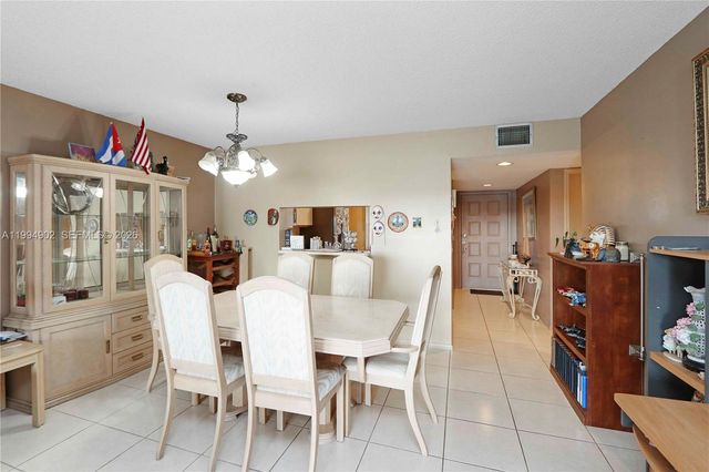 1501 SW 134th Way 212D, Pembroke Pines, FL 33027