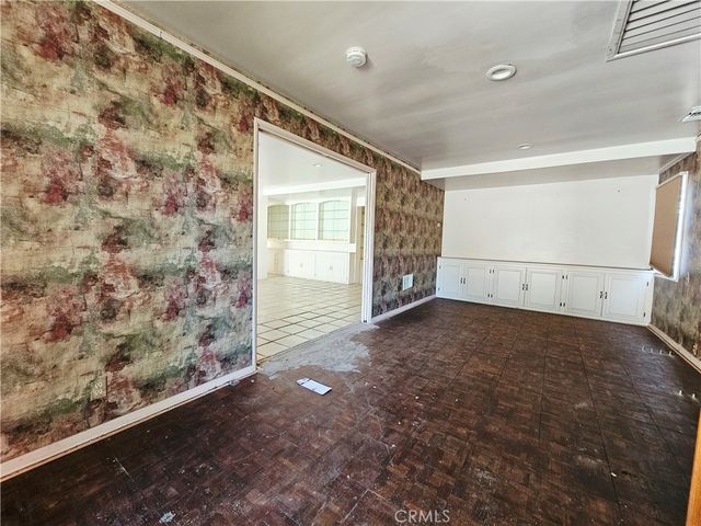 186 5th Avenue, Monrovia, CA 91016