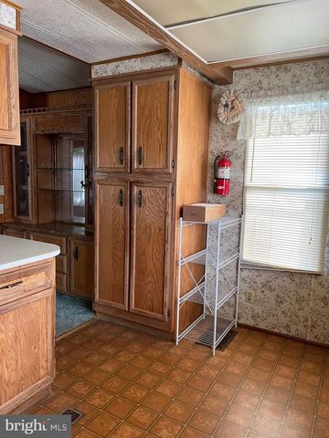 768 E GARDEN RD #76, Vineland, NJ 08360