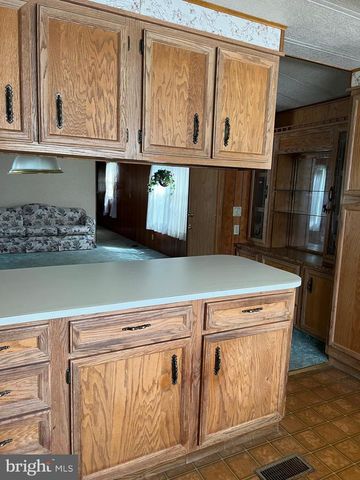 768 E GARDEN RD #76, Vineland, NJ 08360