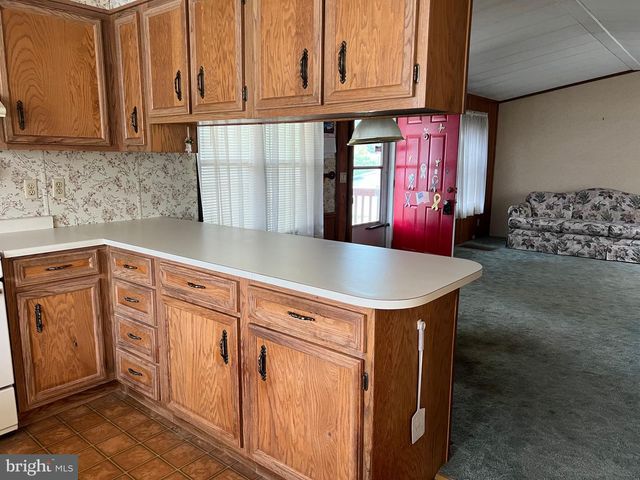 768 E GARDEN RD #76, Vineland, NJ 08360